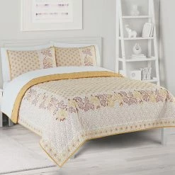 The Big One® Reversible Floral Quilt Set With Shams Brynn