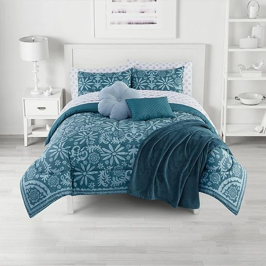 The Big One® Gemma Medallion Reversible Comforter Set With Sheets, Throw & Decorative Pillows